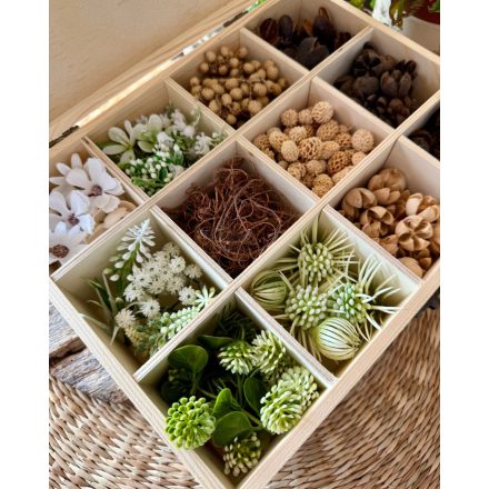 12 rekeszes termés- selyem és művirág  box fehér-natúr-krém