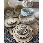 3 emeletes tálaló – horgolható fa alap szett fém tartórúddal