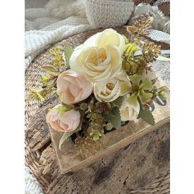   Mű Boglárka levéllel 5 ág 8 fej virággal, kiegészítőkkel  - Krém-barackvirág 